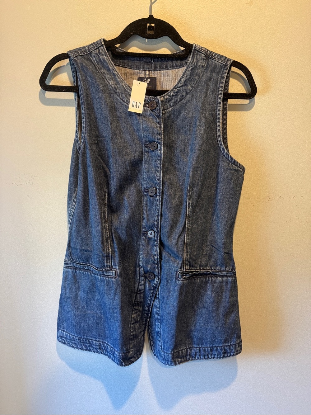 GAP Sleeveless Denim Button-Front Vest - Blue - Picture 2 of 5